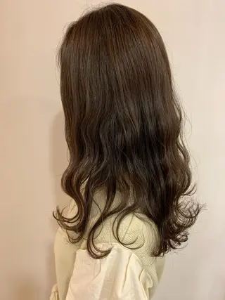 セミロング カラー 顔まわりカット✄ ベージュカラー🧸のヘアスタイル