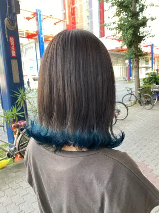ミディアム ゆぴ☾/推しカラー /ハイトーンのヘアスタイル