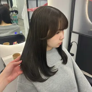 ロング カラー Ren. 🦋デザインカラーのヘアスタイル