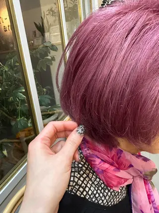 カラー 加藤 利奈のヘアスタイル