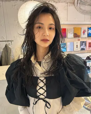 ロング パーマ 村上雅人 ナチュラルモードのヘアスタイル
