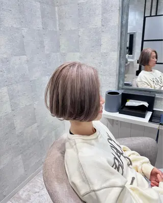 ショート カラー 西山 将太のヘアスタイル