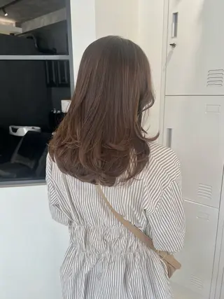 セミロング カラー 黒阪 なみのヘアスタイル