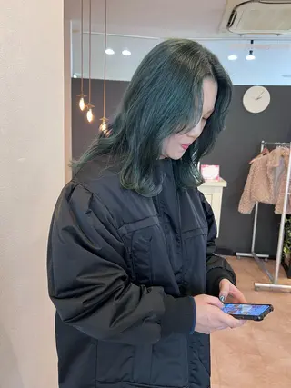 セミロング sugiyama 🎀ayakaのヘアスタイル
