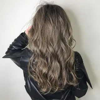 ロング 髪質改善 Daisukiのヘアスタイル