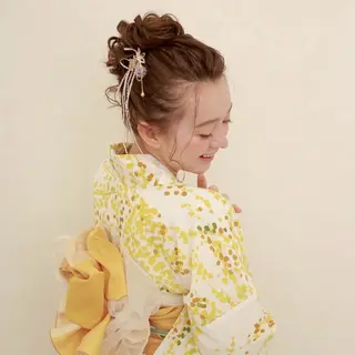 ヘアアレンジ BiBi 藪 菜月のヘアスタイル