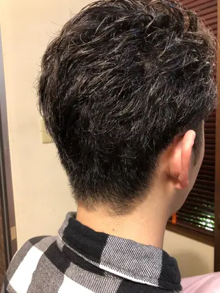 ショート メンズ 長谷川 薫のヘアスタイル