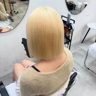ショート カラー 渋谷🩶ハイトーン 🩶FUMUのヘアスタイル