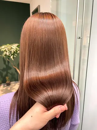ロング カラー ひなた あゆみのヘアスタイル