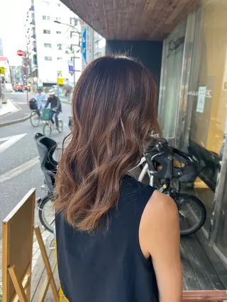 セミロング TELAHAIR HASEGAWAのヘアスタイル