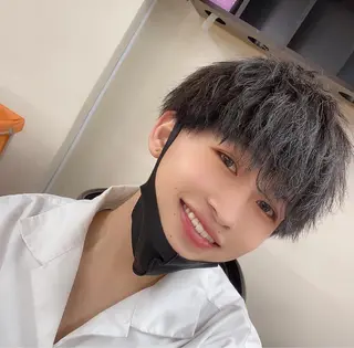 ミディアム カラー パーマ ヘアアレンジ メンズ キッズ メンズ特化美容師 aiの眉毛・アイブロウイメージ