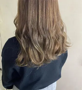 ミディアム カラー 清村 和音のヘアスタイル