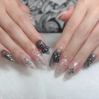 ネイル LUMINA NAYAのネイルデザイン