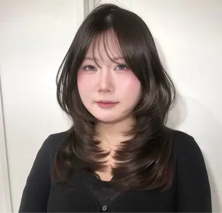 ロング yuuka 🖤韓国ヘア🖤のヘアスタイル