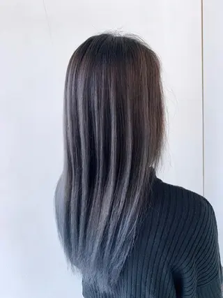セミロング 穐田 司樹のヘアスタイル