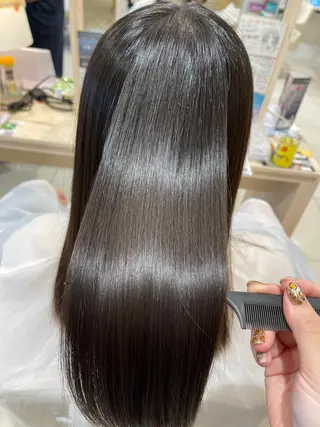 ロング カぺリベラ 寝屋川店のヘアスタイル