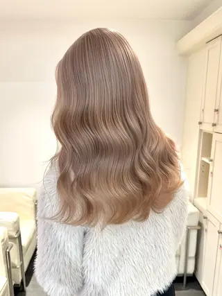 ロング カラー ブリーチ指名No.1 Daikiのヘアスタイル