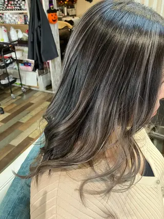 ロング カラー 🌈20年目突入🎉 山口のヘアスタイル