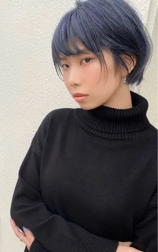 ショート カラー grand juteのヘアスタイル