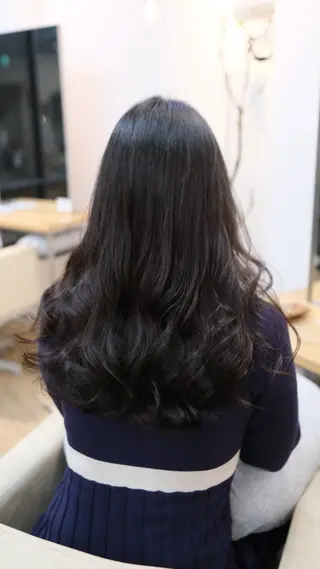 ロング パーマ BELO / yuzuのヘアスタイル