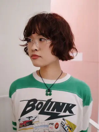 ショート カラー 池田 柑美のヘアスタイル