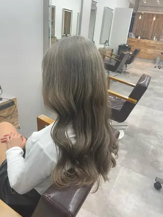 カラー 🌷久保田 優🌷のヘアスタイル