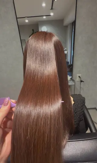 カラー 福留 莉奈のヘアスタイル