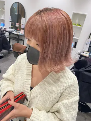 ミディアム トップスタイリスト/ アユミのヘアスタイル