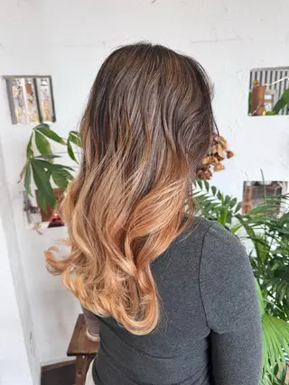 ロング カラー 🌸小掛🌸 豊橋外国人風カラーのヘアスタイル
