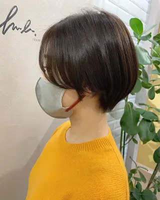 ショート カラー hubhair レイヤー/透明感のヘアスタイル