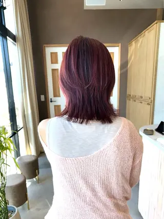 ミディアム 阿部野 明優梨のヘアスタイル