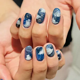 ネイル i+ söpö .nのネイルデザイン