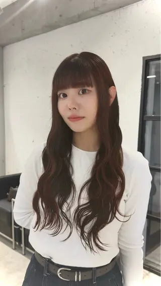 ロング カラー あんな🦋レイヤー カット/透明感カラーのヘアスタイル