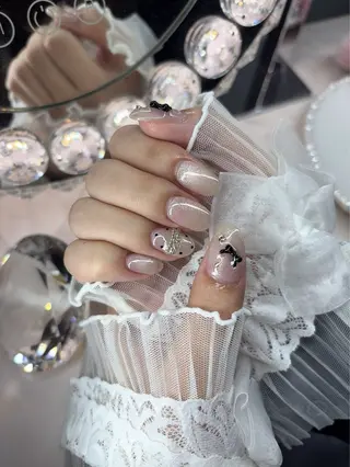 ネイル 24時まで❤︎韓国、 ワンホンネイルのネイルデザイン