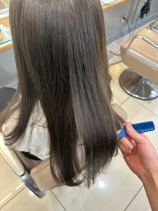 ロング 横浜⭐️ブリーチ モデル💫あみ💫のヘアスタイル