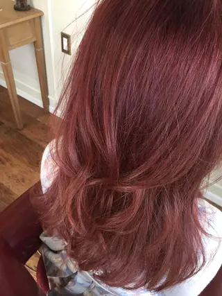 セミロング 松田 由貴のヘアスタイル