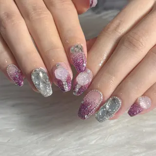 ネイル LAVISH manaのネイルデザイン