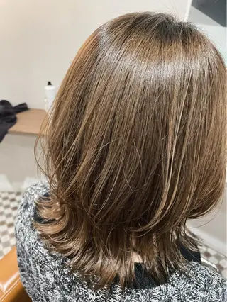 ミディアム カラー 🫧🕊️かたやま さきこ🕊️🫧のヘアスタイル