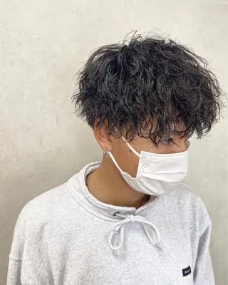 ショート カラー パーマ メンズ TELA HAIR 副代表 岡田のヘアスタイル