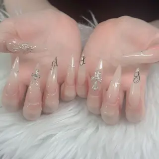 ネイル qyn qynのネイルデザイン