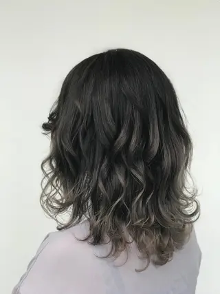 ミディアム 下條 真のヘアスタイル