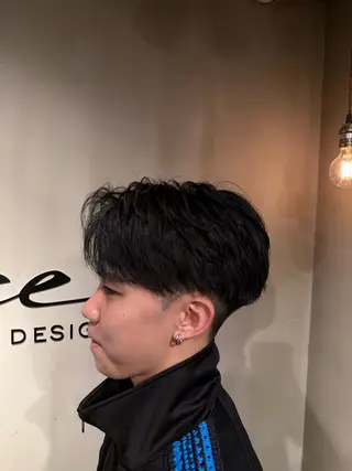 ショート メンズ 艶感/レイヤーカット 🌐Taketoのヘアスタイル