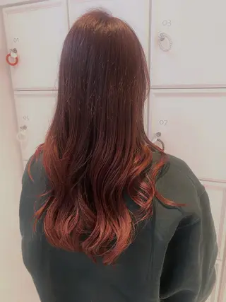 ロング カラー 山下 優美のヘアスタイル