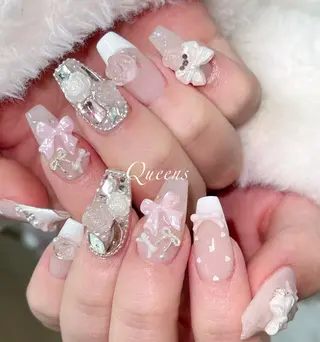 ネイル Queens テイのネイルデザイン