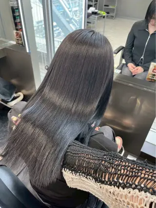 ロング カラー パーマ 色落ちまで盛れる 💟まなみのヘアスタイル