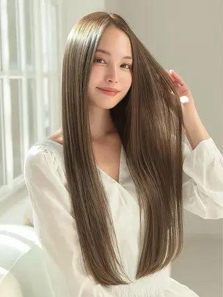 ロング カラー りきと🦋髪質改善/ 縮毛矯正/艶カラーのヘアスタイル