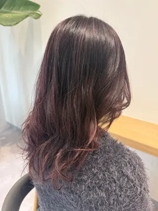 カラー 長谷川 紗羅のヘアスタイル