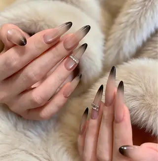 ネイル H3 Nail Miniのネイルデザイン