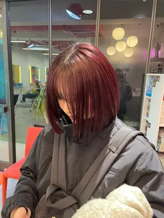 カラー Mii. 内田萌々のヘアスタイル