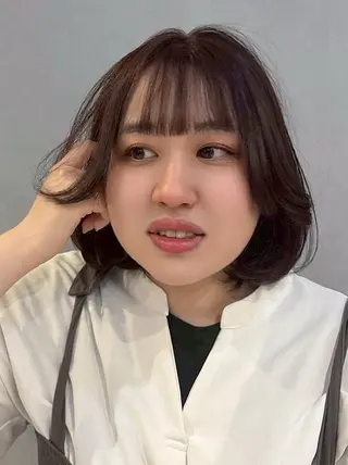 ミディアム See. REINのヘアスタイル